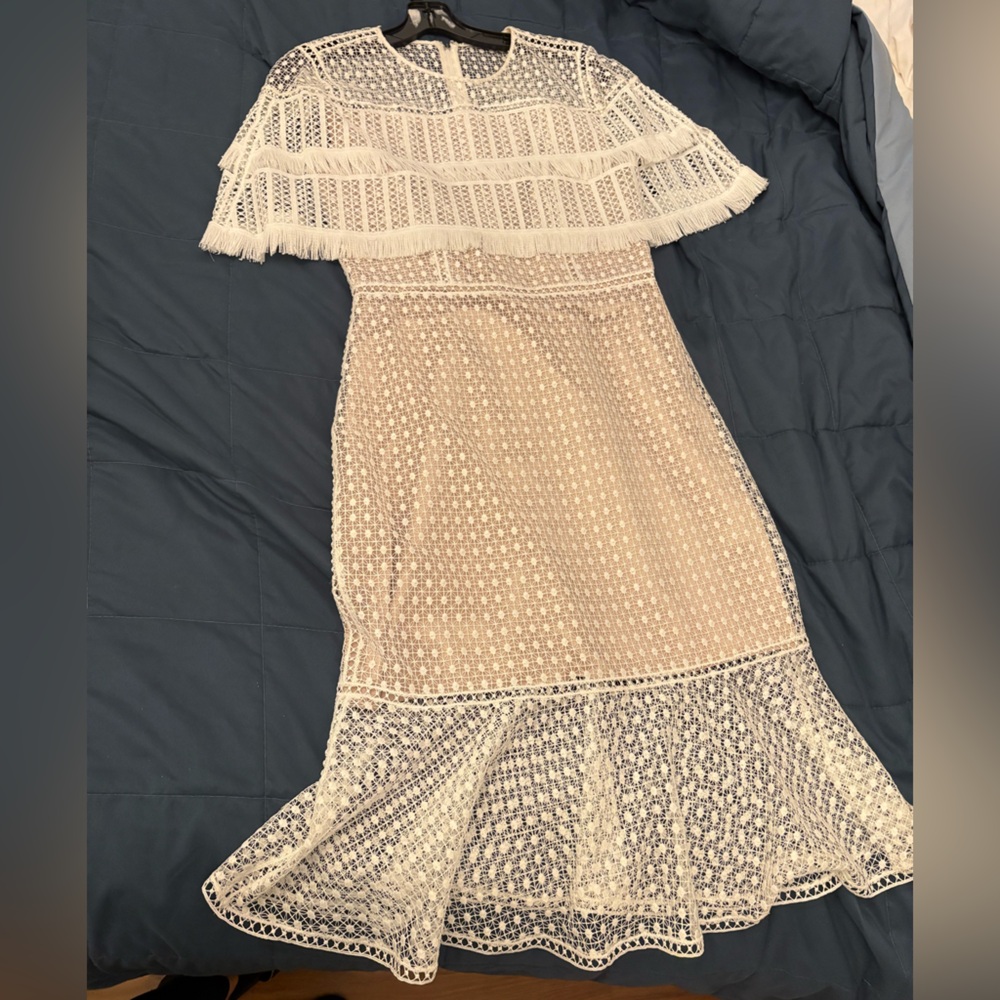ELI TAHARI WHITE Lace and fringe dress